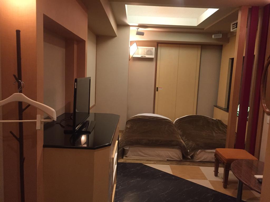 Le Tour Hotel Group-Tokyo Сагамихара Экстерьер фото